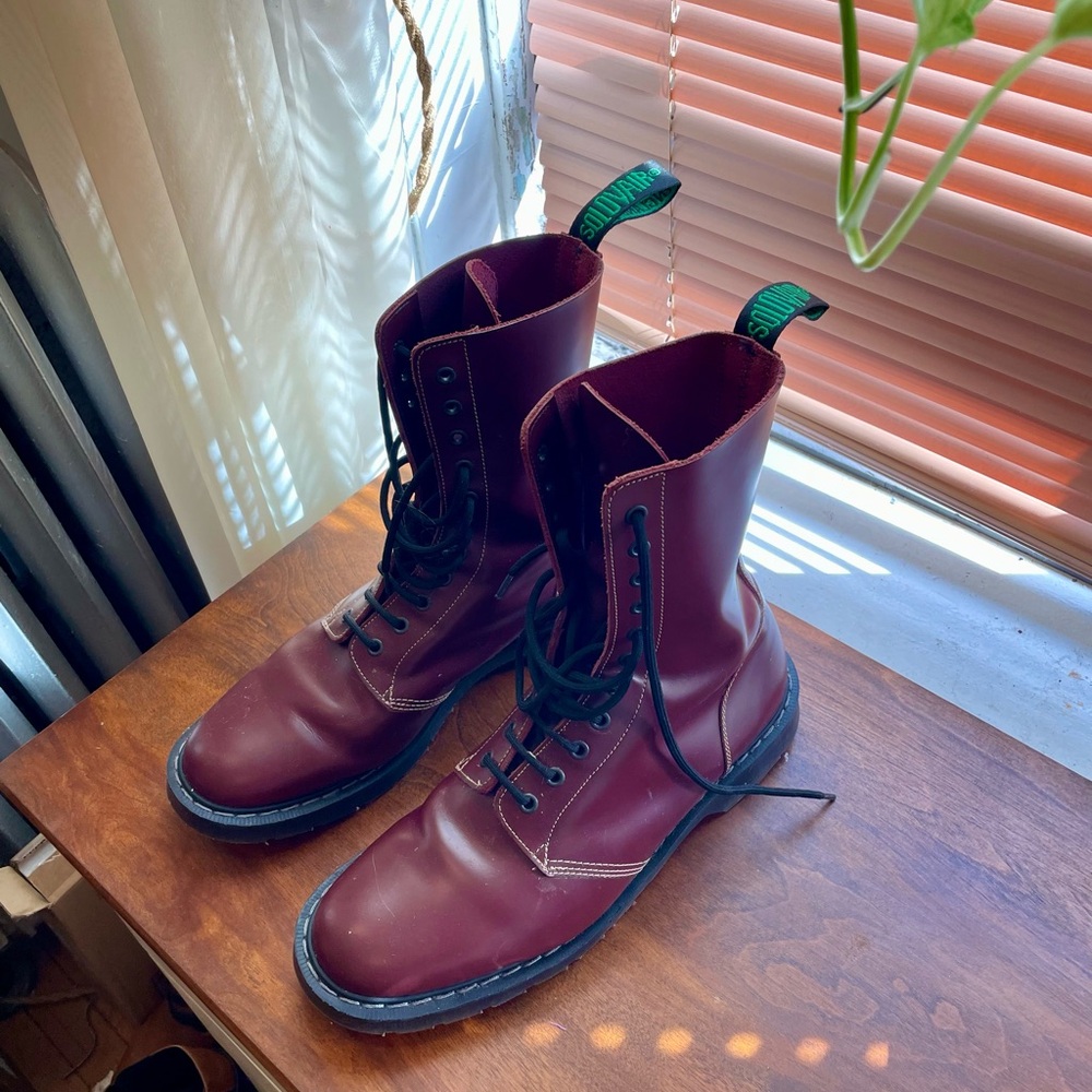 Solovair Burgundy Leather Boots for Men - Picture 4 of 4